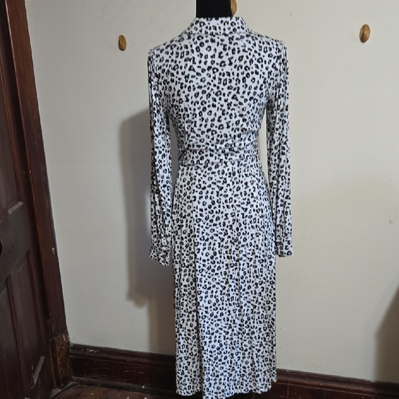 A14 Black and White Long Sleeve Sheath Dress Size 2 Button Front Closure Knit - Picture 6 of 11